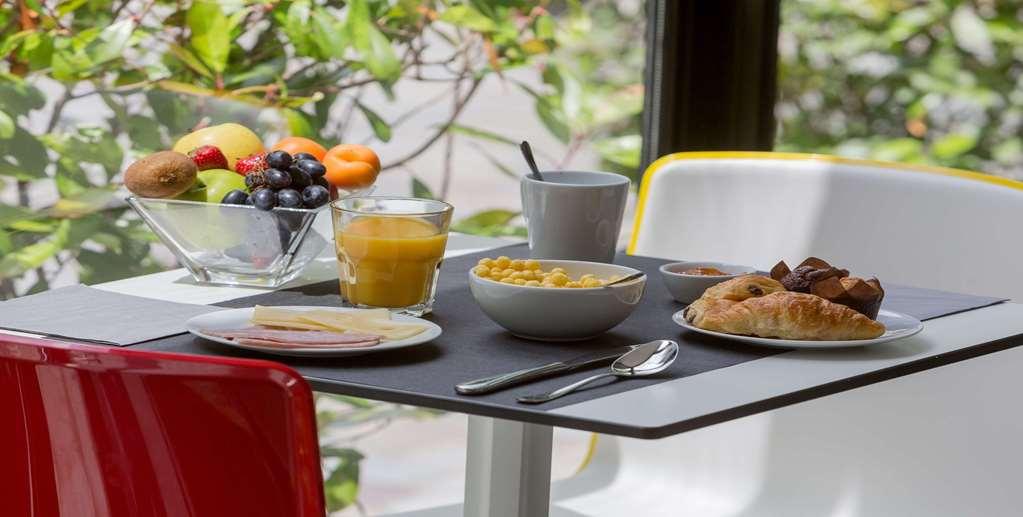 Hotel Kyriad Brive Ouest מסעדה תמונה