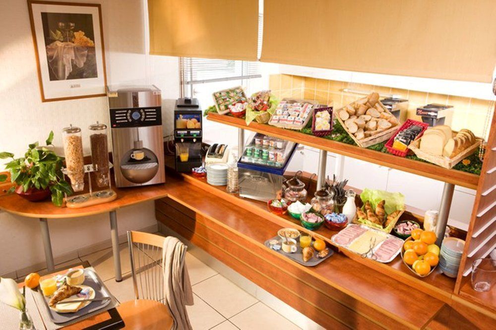 Hotel Kyriad Brive Ouest מראה חיצוני תמונה