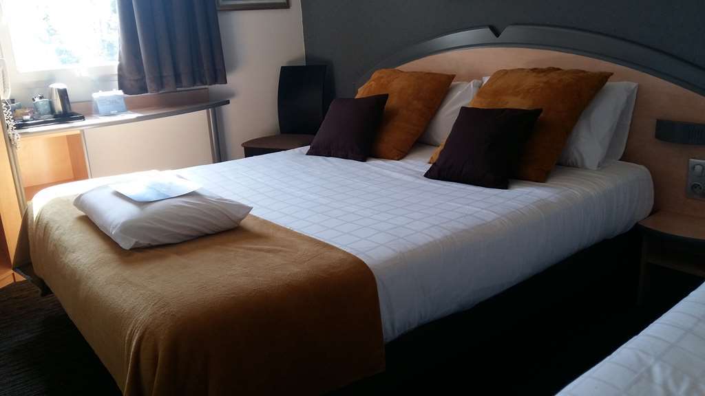 Hotel Kyriad Brive Ouest חדר תמונה