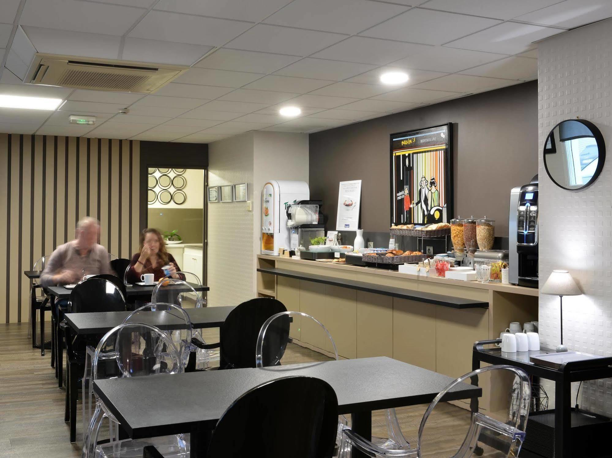 Hotel Kyriad Brive Ouest מראה חיצוני תמונה